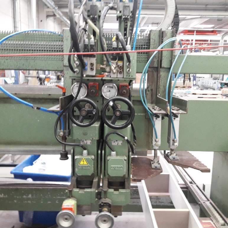 KOCH machine ID 131 / img  1